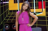 Zdjęcie: Dziewczynka biorąca udział w Programie the Voice Kids