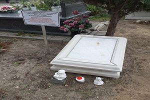 Zdjęcia: nagrobki zabytkowe z terenu gminy Mszczonów