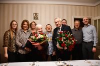 Zdjęcie: zdjęcie rodzinne z okazji złotych godów