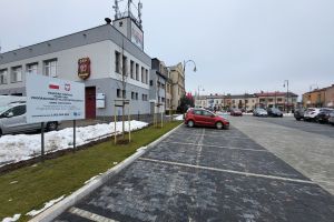 Zdjęcie: tablica informująca o dofinansowaniu inwestycji