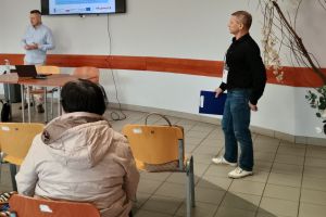 Zdjęcie: osoby uczestniczące w spotkaniu