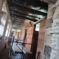 Zdjęcie: budynek w przebudowie