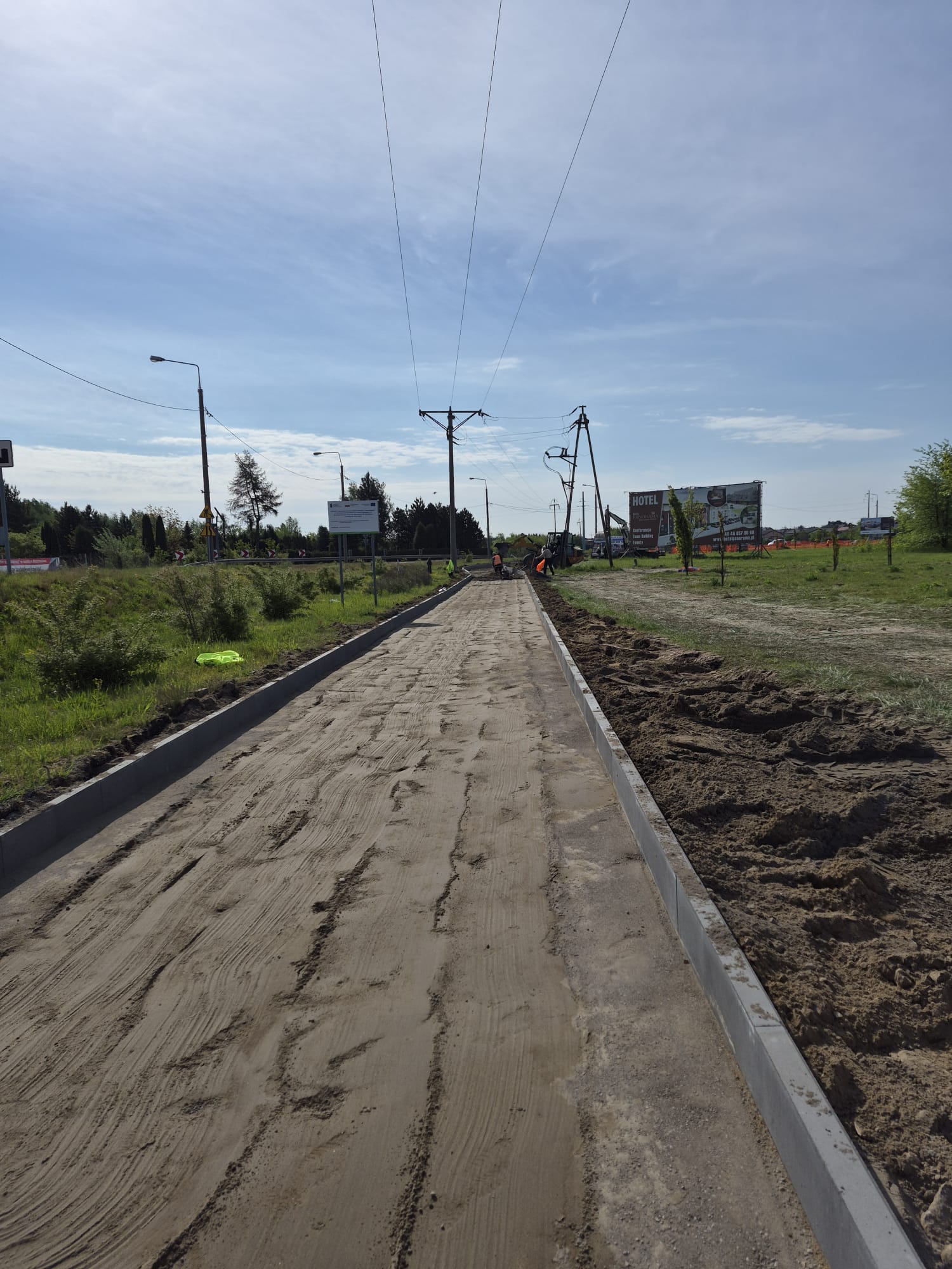Zdjęcie: budowa ścieżki pieszo rowerowej